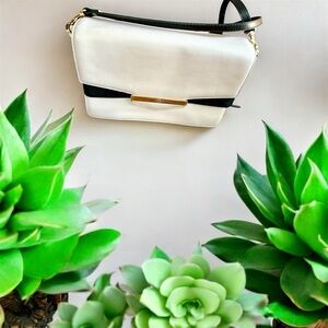 Kate Spade Carmel Court Light Gray and Black Crossbody Bag with Gold Hardware